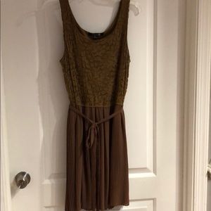 Brown pleated and lace dress